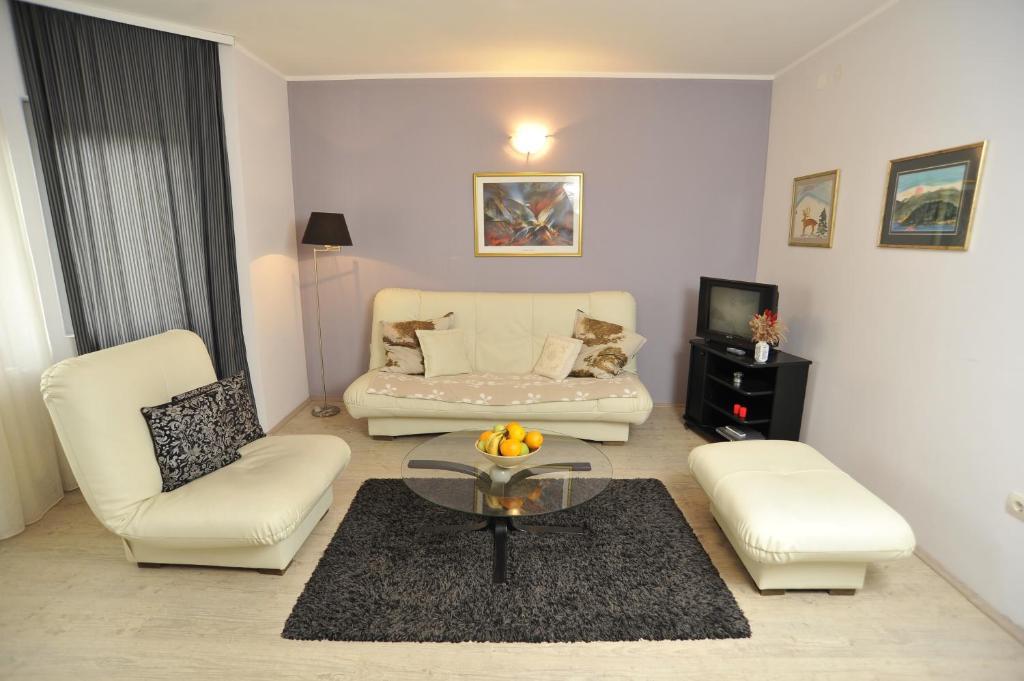 Apartments Izvor Vrdnik Oda fotoğraf