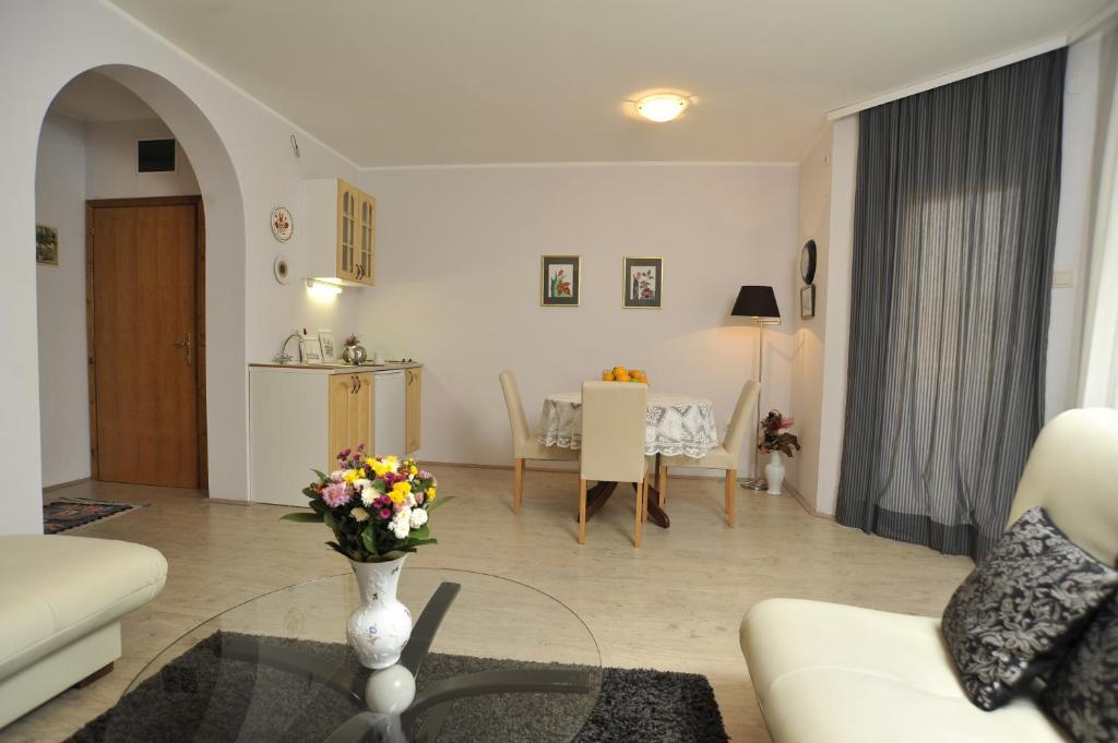 Apartments Izvor Vrdnik Oda fotoğraf